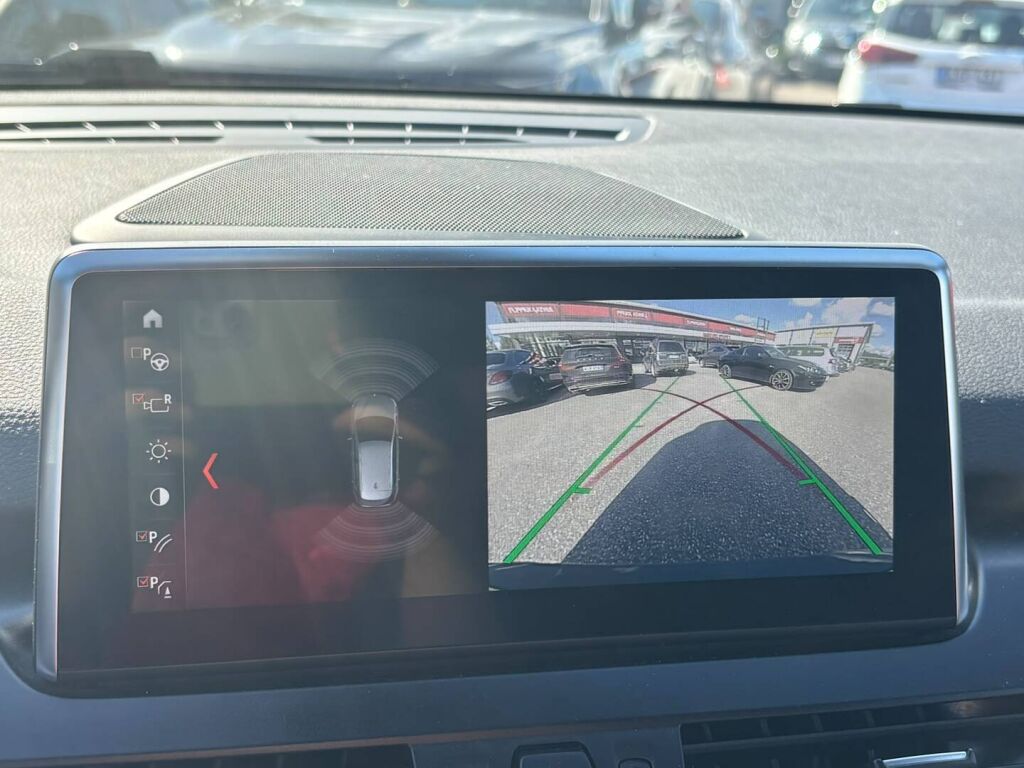 BMW 225 2019 Musta
