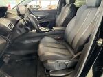 Peugeot 3008 2021 Musta