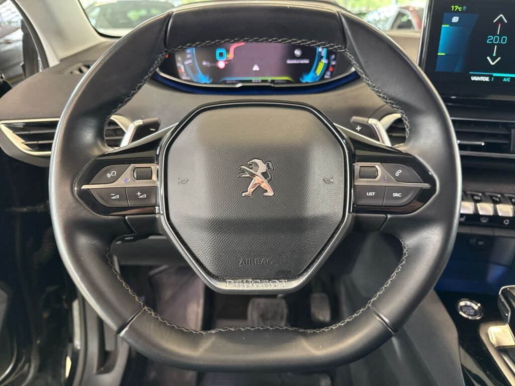 Peugeot 3008 2021 Musta