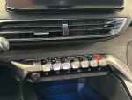 Peugeot 3008 2021 Musta
