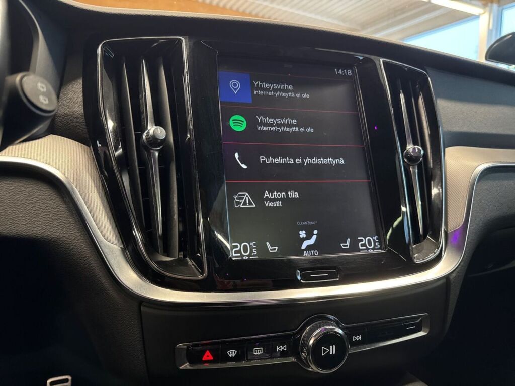 Volvo V60 2019 Valkoinen