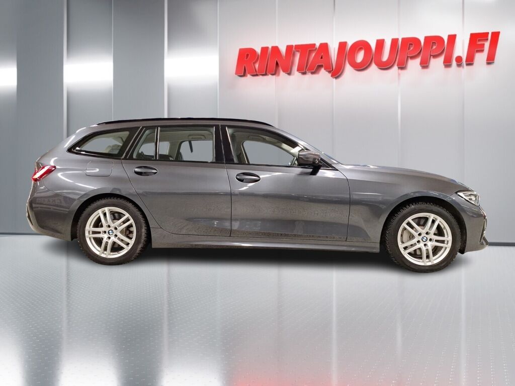 BMW 330 2021 Harmaa