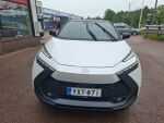 Toyota C-HR 2023 Valkoinen