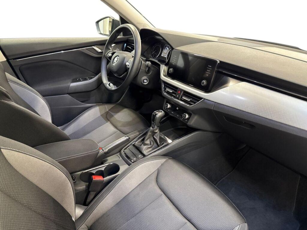 Skoda Kamiq 2024 Harmaa
