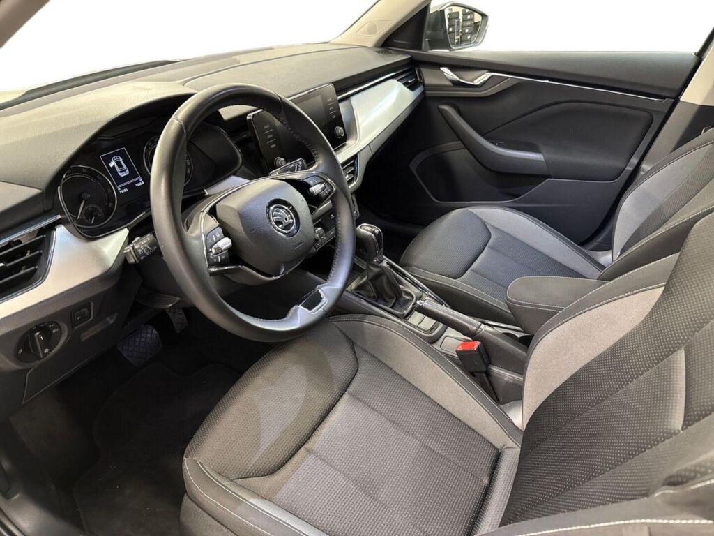Skoda Kamiq 2024 Harmaa