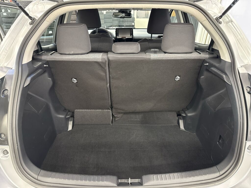 Toyota Yaris 2024 Hopea