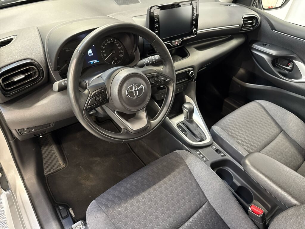 Toyota Yaris 2024 Hopea