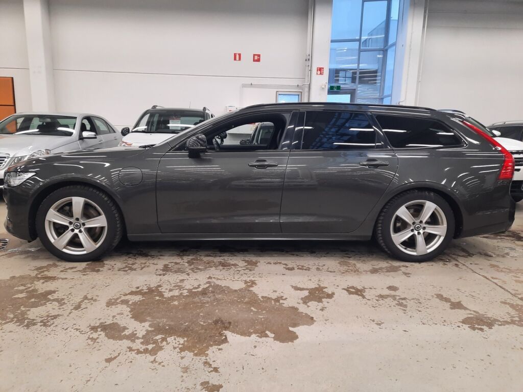Volvo V90 2020 Harmaa