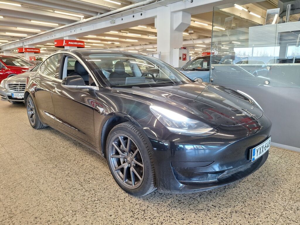Tesla Model 3 2019 Musta