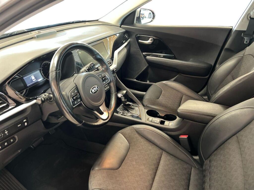 Kia Niro 2020 Harmaa