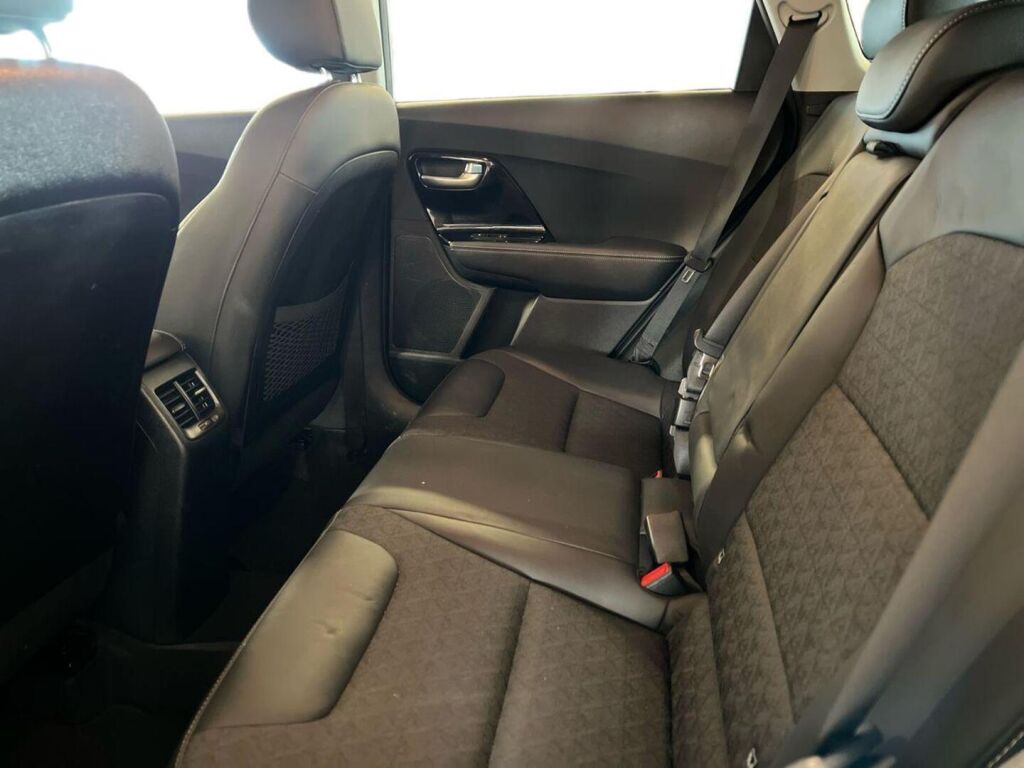 Kia Niro 2020 Harmaa