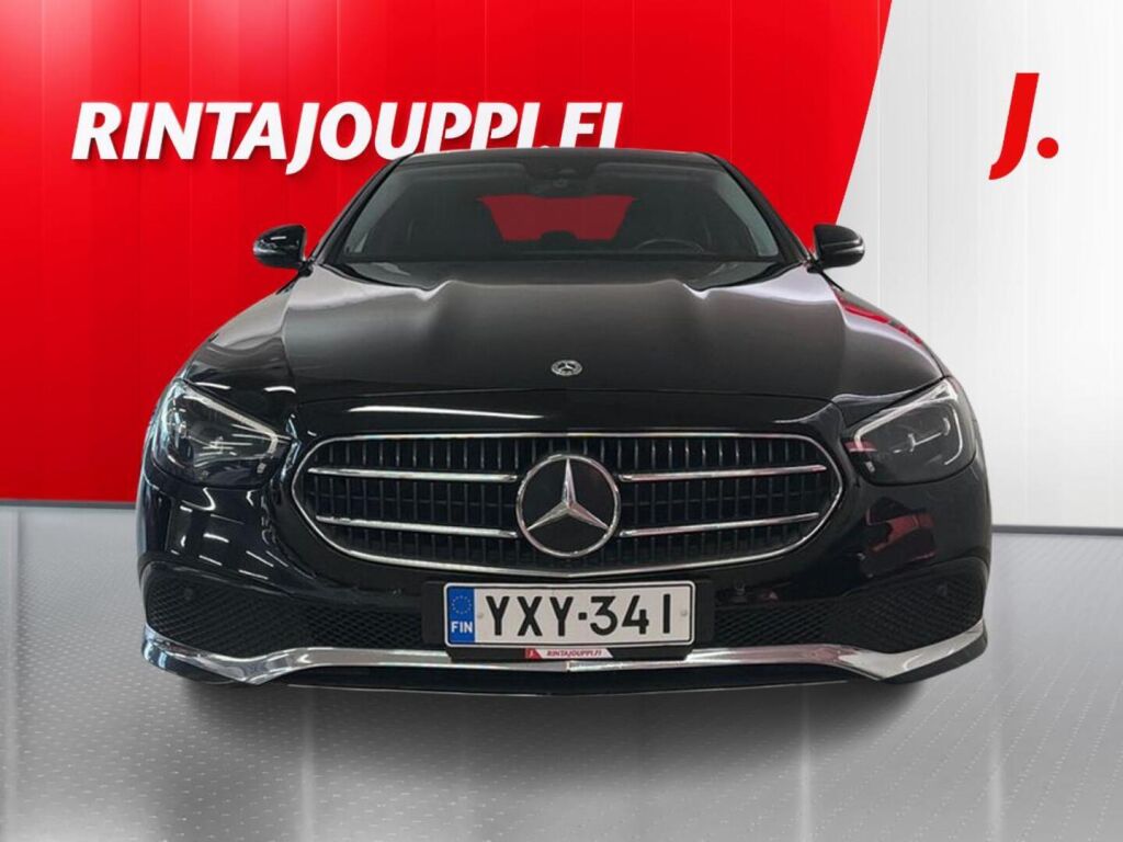 Mercedes-Benz E 2022 Musta