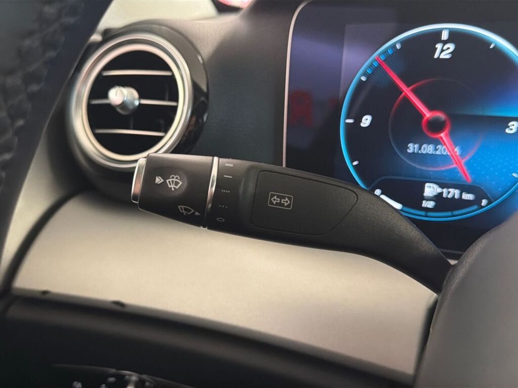 Mercedes-Benz E 2022 Musta