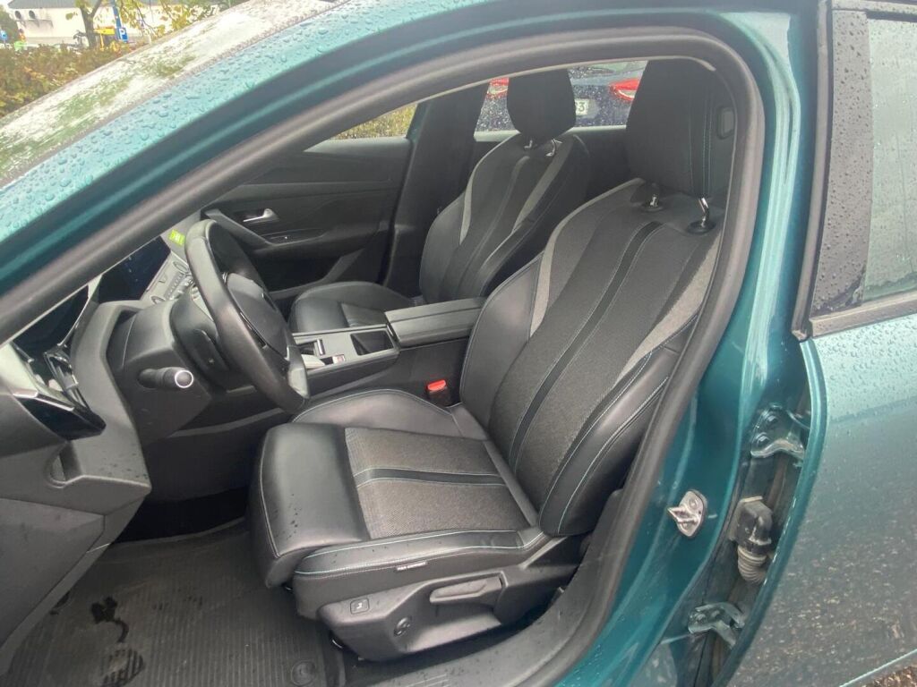 Peugeot 308 2024 Sininen