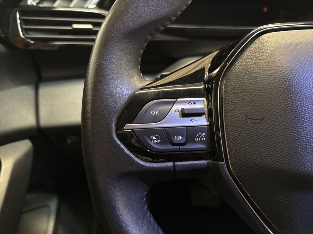 Peugeot 308 2024 Sininen