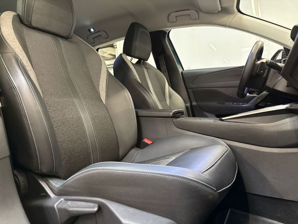Peugeot 308 2024 Sininen