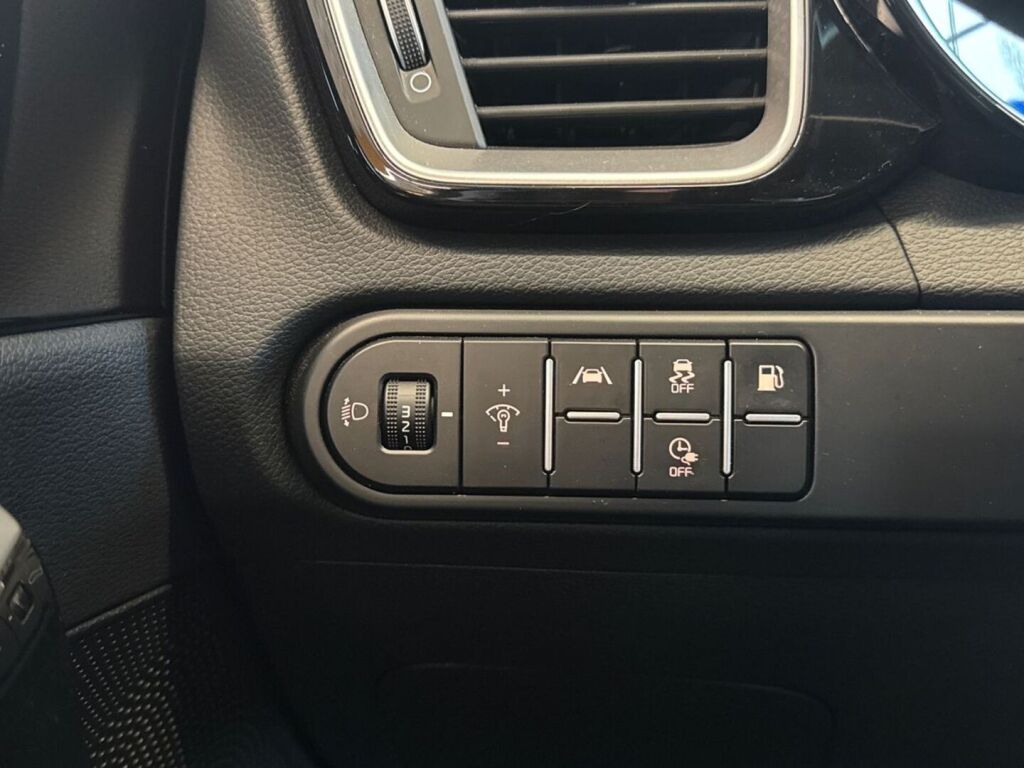 Kia Ceed 2022 Harmaa