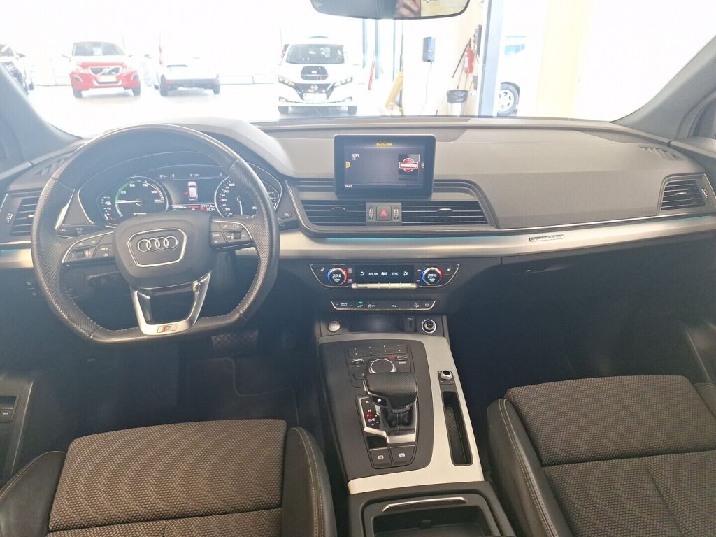 Audi Q5 2020 Harmaa