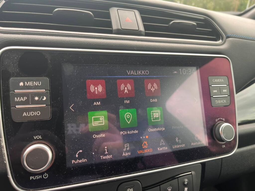 Nissan Leaf 2022 Musta