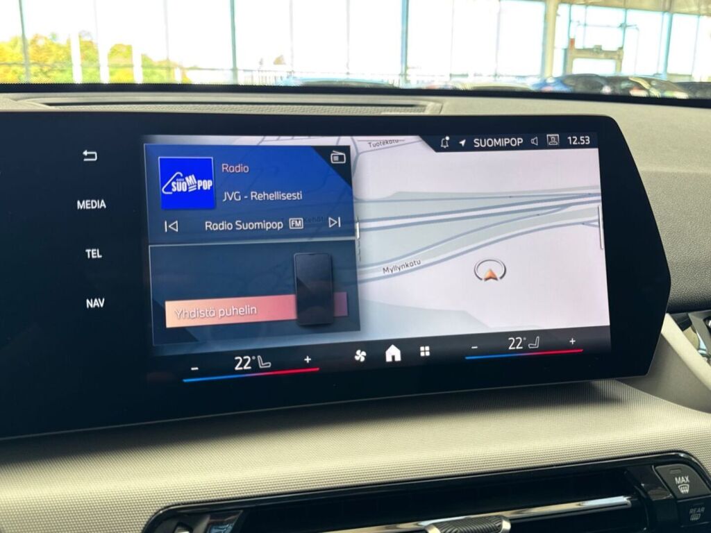 BMW iX1 2024 Vihreä