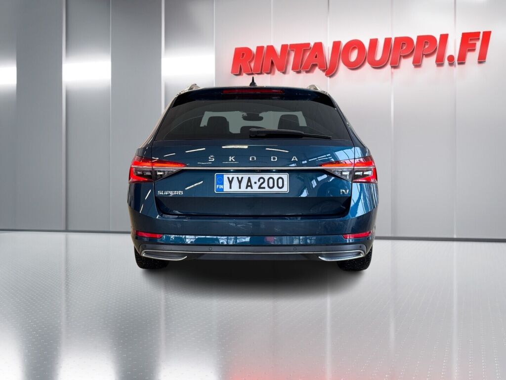 Skoda Superb 2021 Sininen
