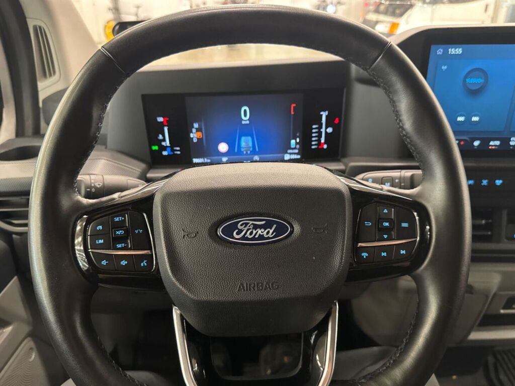 Ford Transit Custom 2025 Moondust Silver