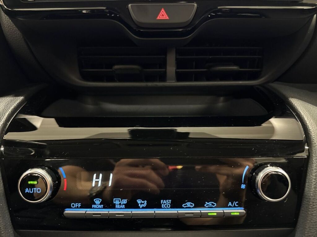 Toyota Yaris Cross 2024 Harmaa