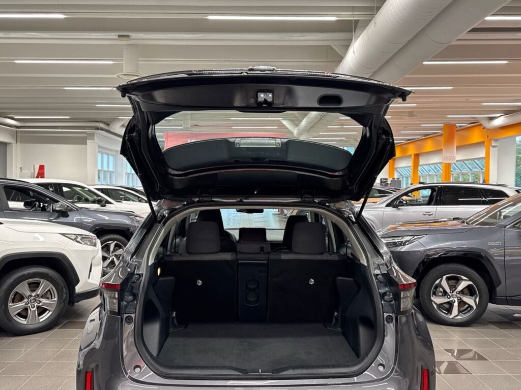 Toyota Yaris Cross 2024 Harmaa