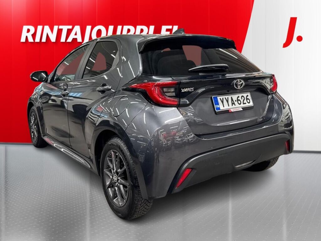 Toyota Yaris 1,5 Hybrid 116 Intense Plus 2024, kuva 3/24