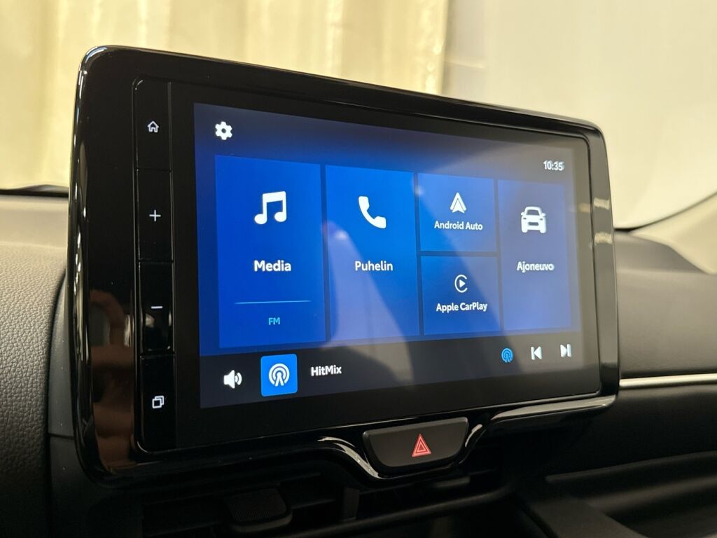 Toyota Yaris 2024 Ruskea (beige)