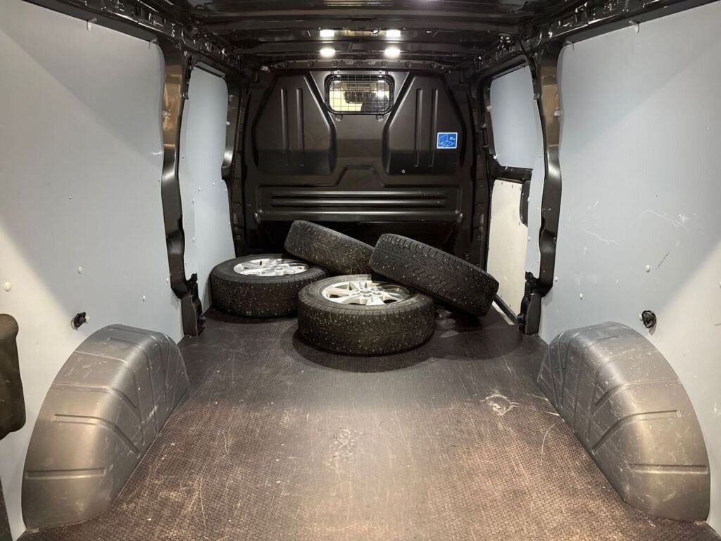 Ford Transit Custom 2024 Harmaa