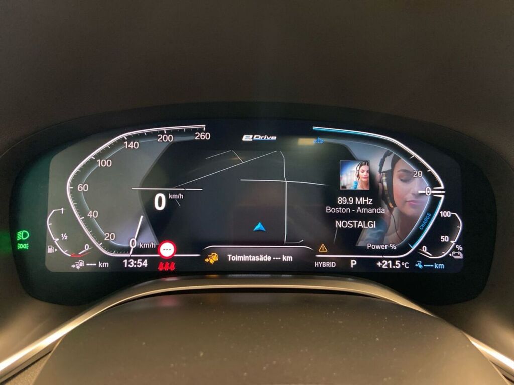 BMW 745 2021 Sininen