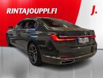 BMW 745 2021 Sininen