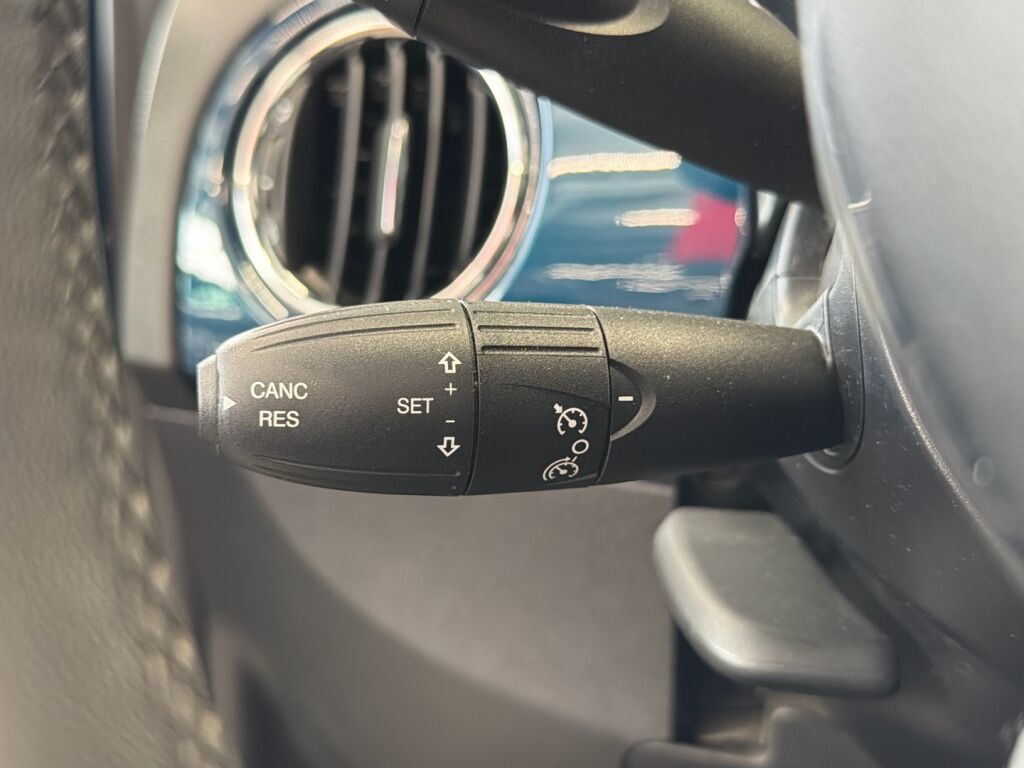 Fiat 500C 2022 Sininen