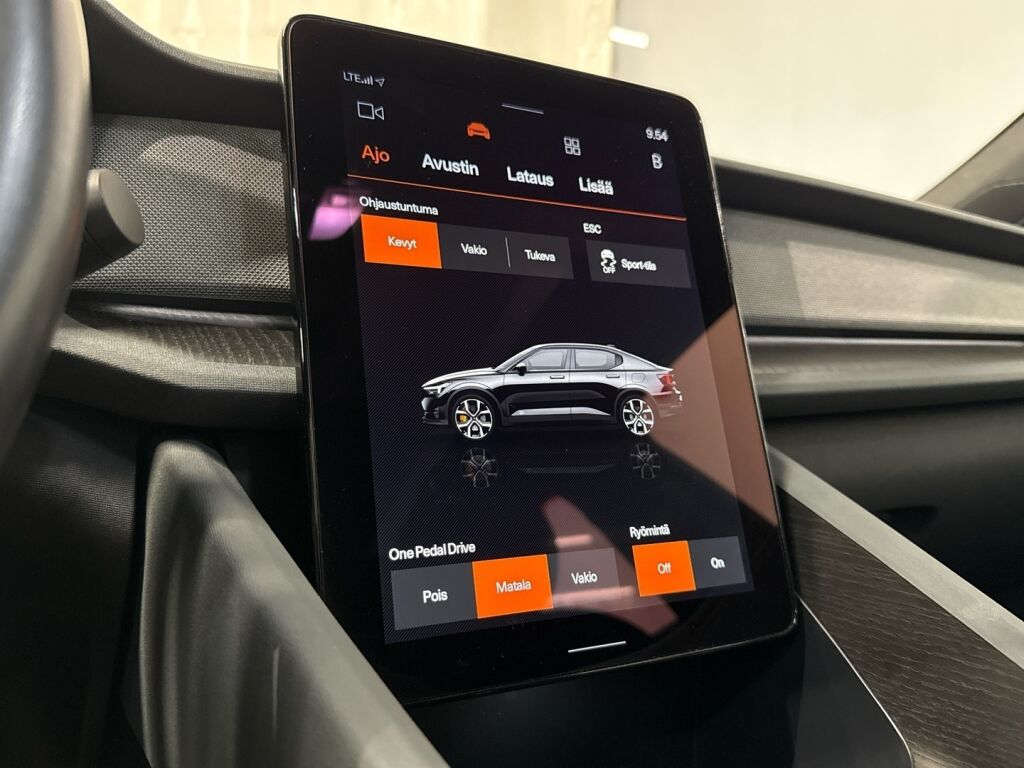 Polestar 2 2022 Valkoinen