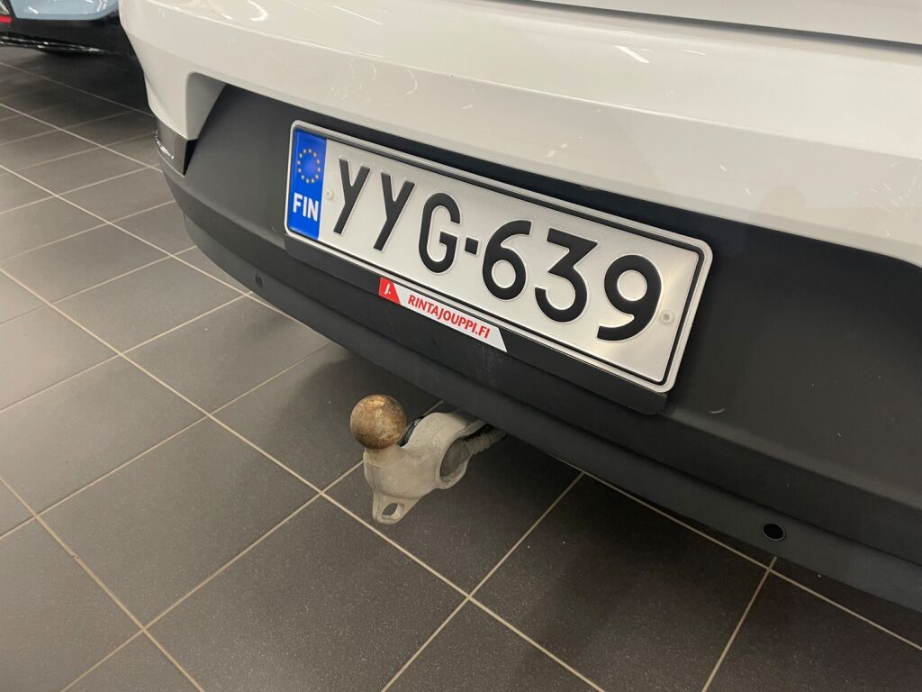 Polestar 2 2022 Valkoinen