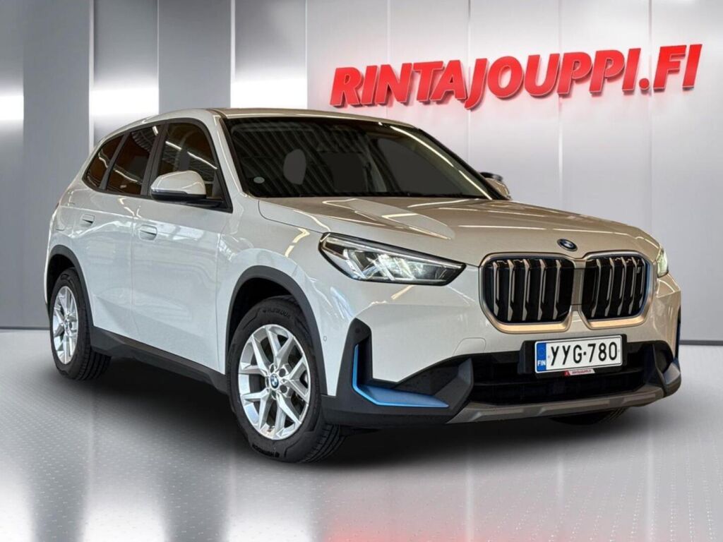 BMW iX1 2023 Valkoinen
