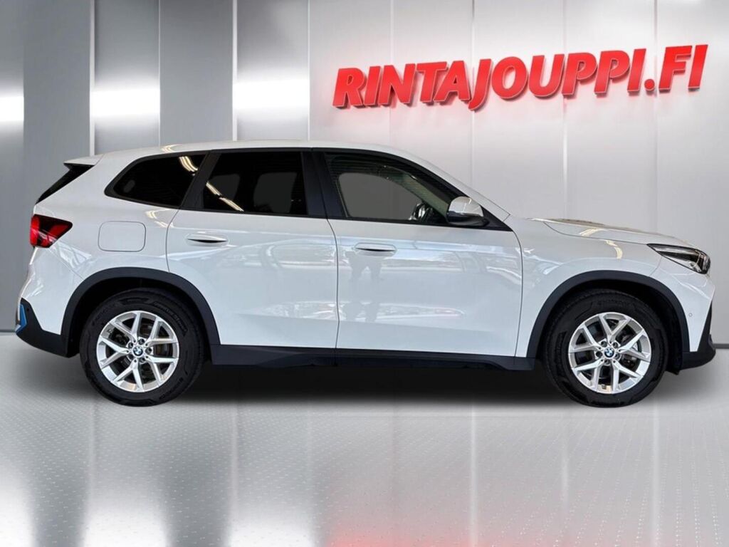 BMW iX1 2023 Valkoinen