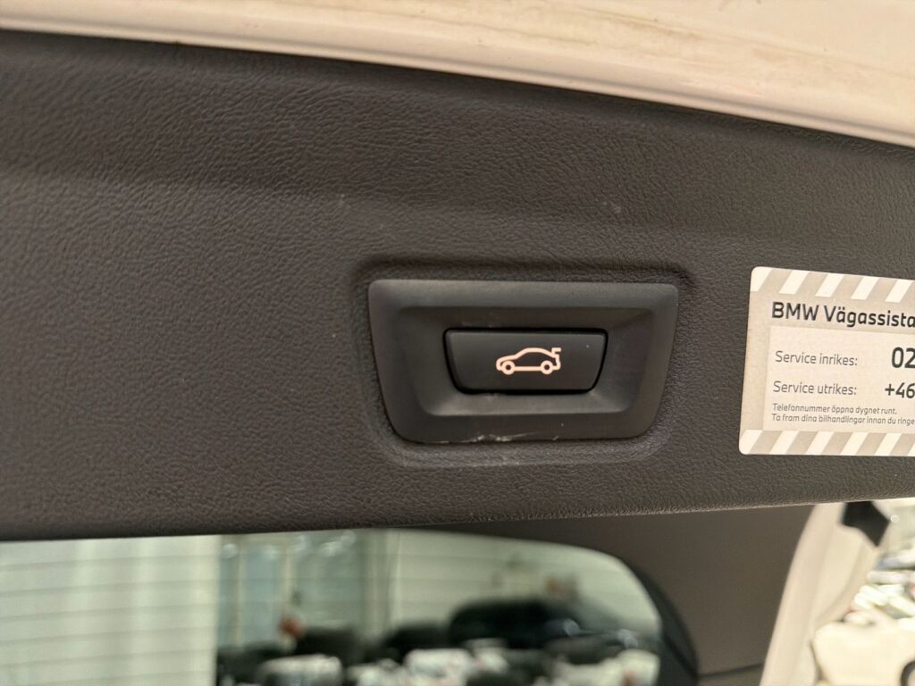 BMW i4 2023 Valkoinen