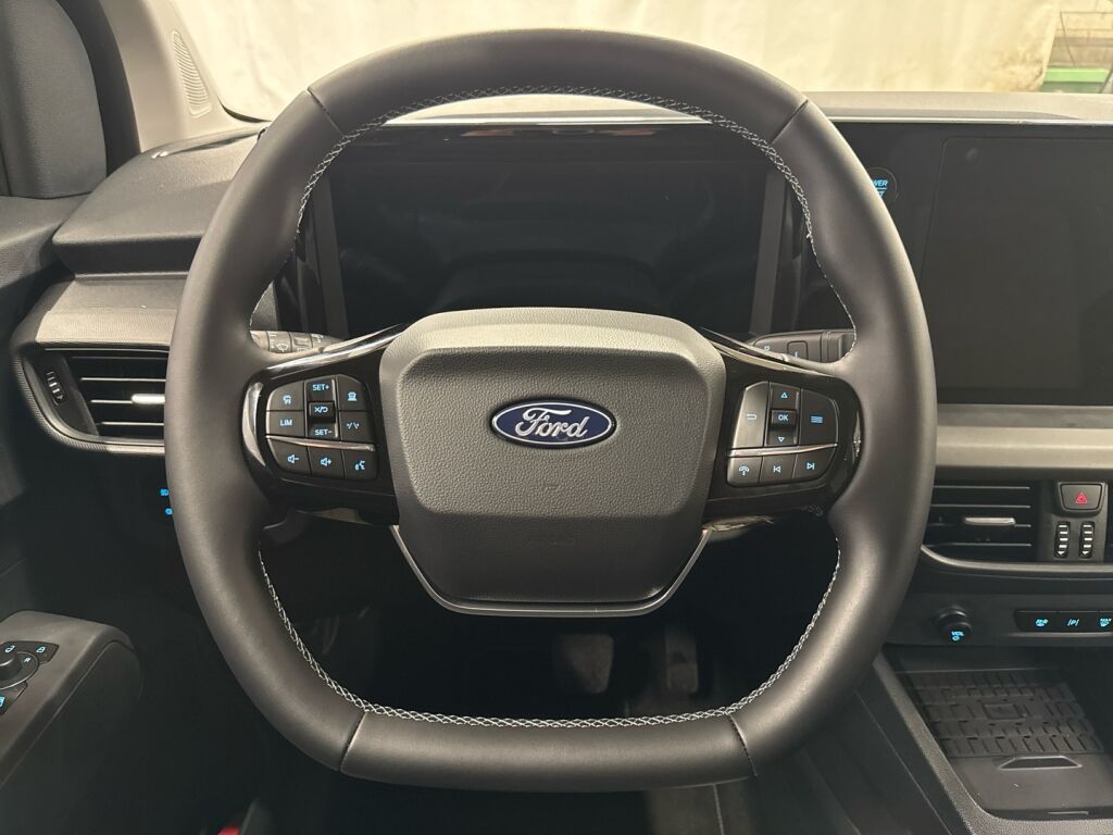 Ford Tourneo Courier 2025 Agate Black