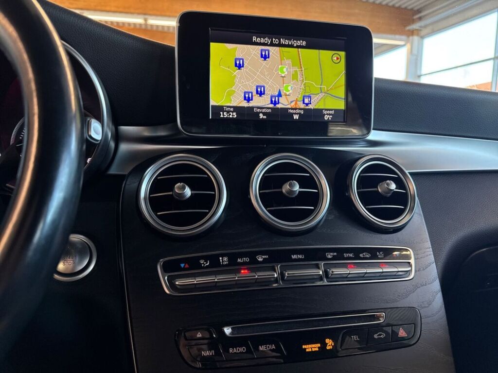 Mercedes-Benz GLC 2017 Metallinhohto Harmaa