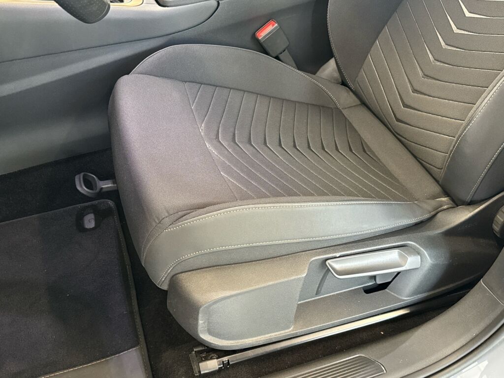 Cupra Born 2024 Harmaa