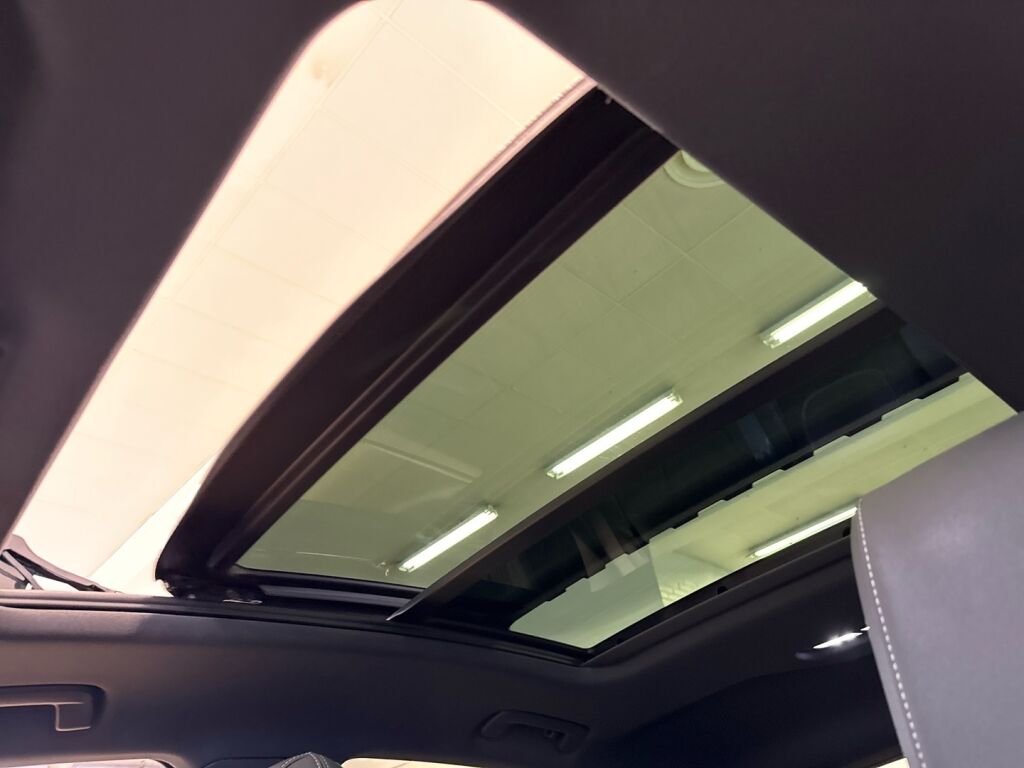 Audi Q4 e-tron 2024 Musta