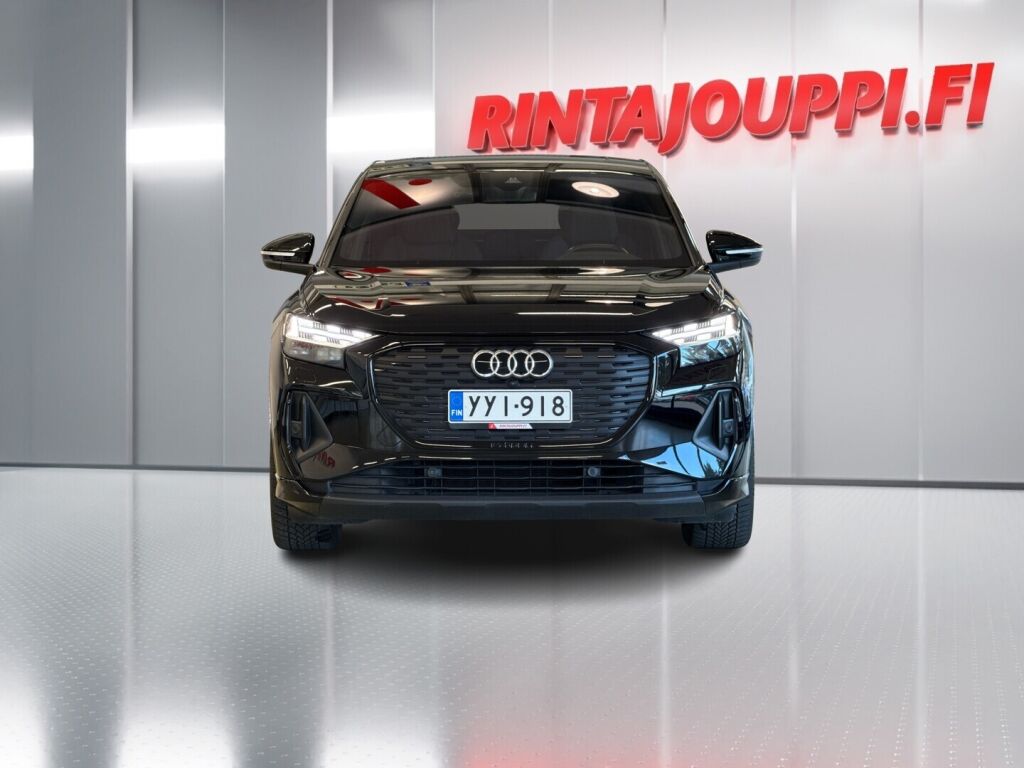 Audi Q4 e-tron 2024 Musta