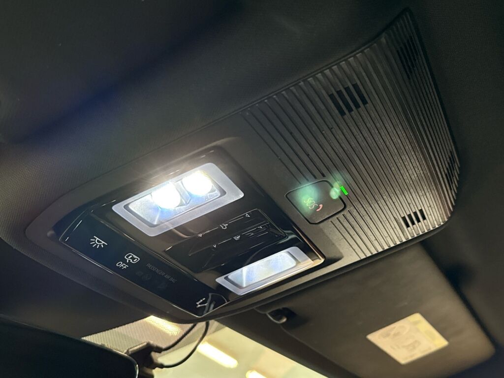 Audi Q4 e-tron 2024 Musta