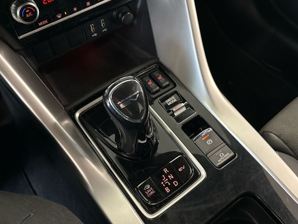 Mitsubishi Eclipse Cross 2021 Harmaa