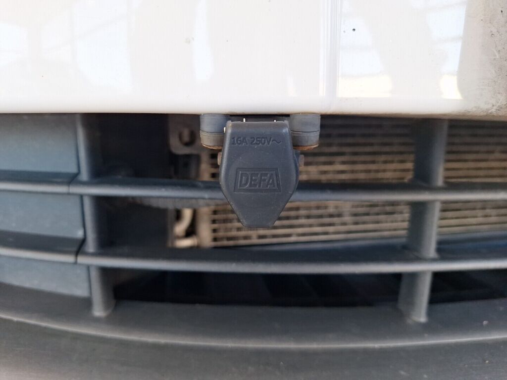 Skoda Superb 2011 Valkoinen