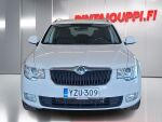 Skoda Superb 2011 Valkoinen