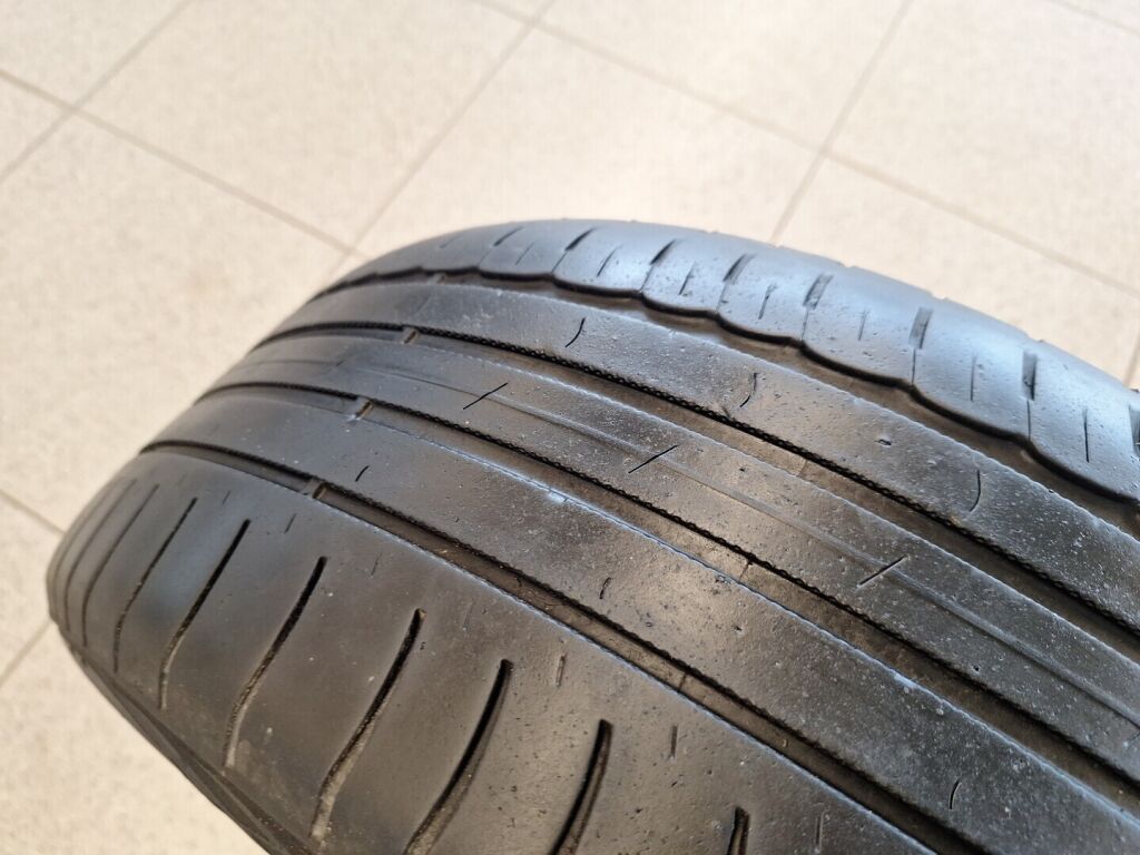 Skoda Superb 2011 Valkoinen