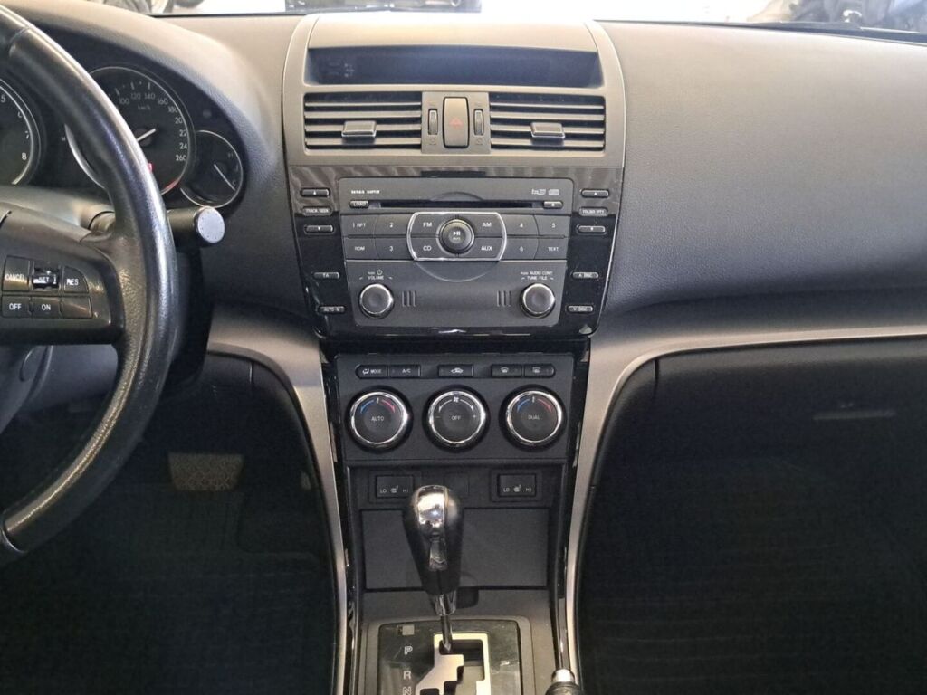 Mazda 6 2011 Harmaa